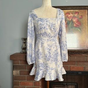 Forever 21 Long Sleeve Women’s Beautiful Dress Size S